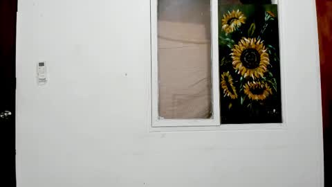 Snapshot of rapunsel_sex chatting on 02-25-25, 06:58 RAPUNSEL AND CAIN online show from 02-25-25, 06:58