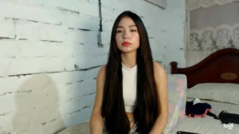 Snapshot of raquel2411 chatting on 05-20-26, 03:18 raquel2411 online show from 05-20-26, 03:18