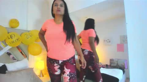 Raquel Moore  online show from 12-19-25, 02:24