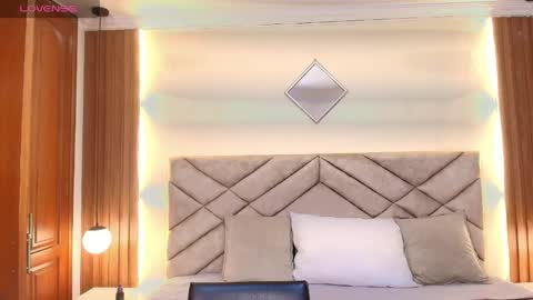 Snapshot of raqueljones_ chatting on 04-26-26, 11:41 Raquel online show from 04-26-26, 11:41