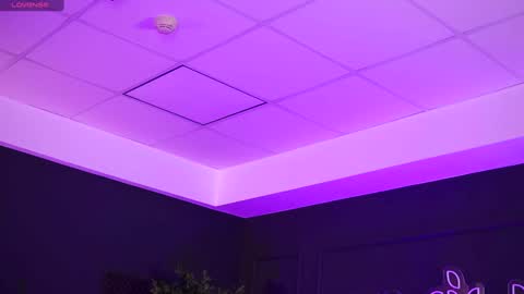 Raquelle online show from 12-16-24, 09:52