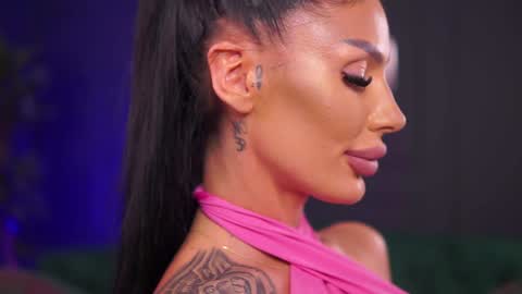 Raquelle online show from 01-08-25, 09:55