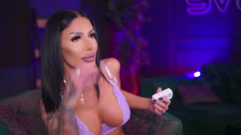 Raquelle online show from 02-01-25, 06:40