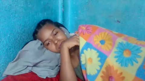 Snapshot of rasoelysca chatting on 12-16-25, 02:38 rasoelysca online show from 12-16-25, 02:38