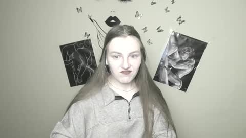 raspberry0101 online show from 01-17-25, 03:53