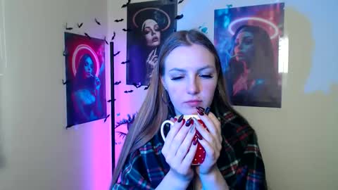 raspberry0101 online show from 10-03-25, 01:08