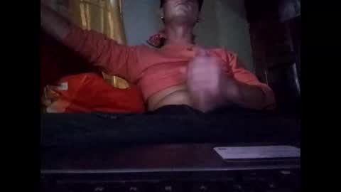 Snapshot of raspines chatting on 10-23-25, 06:34 Raspiness Cam online show from 10-23-25, 06:34