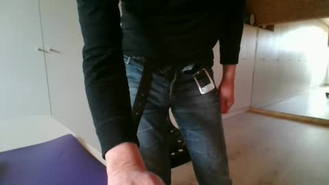 Snapshot of rataplan_55 chatting on 02-26-25, 10:47 rataplan online show from 02-26-25, 10:47