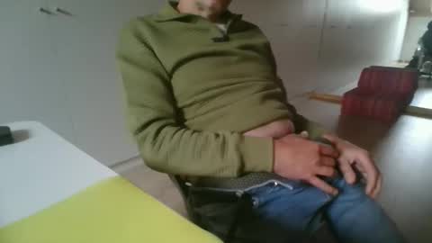 Snapshot of rataplan_55 chatting on 09-17-25, 10:39 rataplan online show from 09-17-25, 10:39