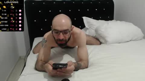 RaulWildBoy27 online show from 04-22-26, 05:58