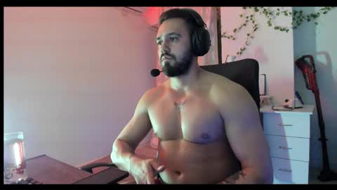 RaulMaxel online show from 05-03-26, 10:27