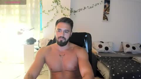 RaulMaxel online show from 07-04-26, 02:29