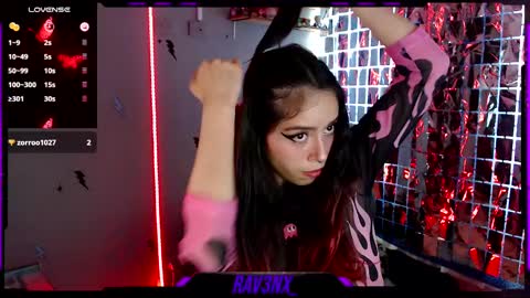 Snapshot of rav3nx_ chatting on 02-11-25, 02:13 online show from 02-11-25, 02:13
