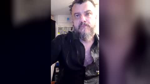 Snapshot of ravart43 chatting on 08-07-26, 01:29 ravart43 online show from 08-07-26, 01:29