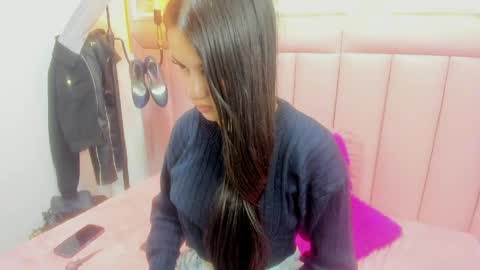 Snapshot of raven_loove chatting on 05-04-26, 05:20 raven_loove online show from 05-04-26, 05:20