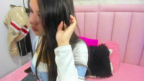 Snapshot of raven_loove chatting on 05-08-26, 07:52 raven_loove online show from 05-08-26, 07:52