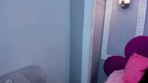 raven_loove online show from 07-04-26, 02:01