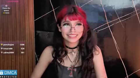 raven_rox_ online show from 02-26-26, 08:46