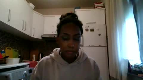 Snapshot of ravenbby chatting on 05-02-26, 09:58 ravenbby online show from 05-02-26, 09:58