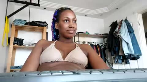 ravenbby online show from 07-19-26, 03:43