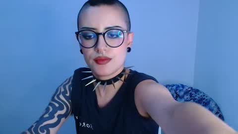 Snapshot of ravendarkness_ chatting on 04-09-26, 12:54 ravendarkness_ online show from 04-09-26, 12:54