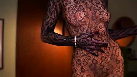 Snapshot of ravennadarcy chatting on 11-13-25, 07:13 Lav online show from 11-13-25, 07:13