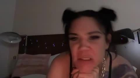 Raven Ray online show from 05-26-26, 09:27