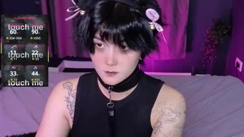 Raven online show from 10-22-25, 04:07