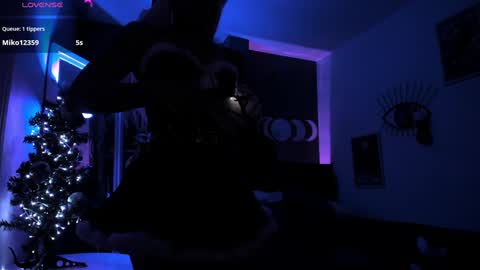 Raven Witch online show from 12-23-24, 09:08