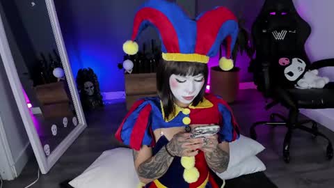 Raven Witch online show from 06-12-26, 07:46