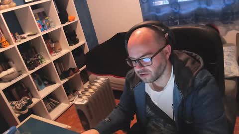 ravingr3d3 online show from 02-27-25, 09:11