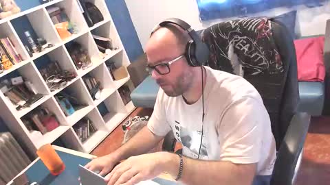 ravingr3d3 online show from 09-17-25, 01:46