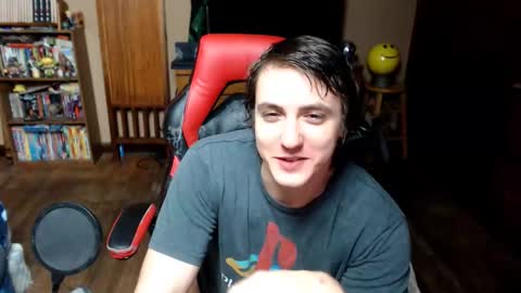 Snapshot of rawbierotten chatting on 09-19-25, 05:42 Robby Rotten online show from 09-19-25, 05:42
