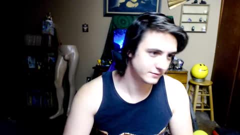 Snapshot of rawbierotten chatting on 11-21-25, 02:43 Robby Rotten online show from 11-21-25, 02:43