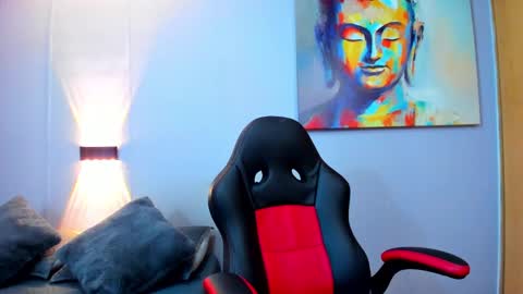 Snapshot of rawmathews chatting on 02-18-25, 01:54 rawmathews online show from 02-18-25, 01:54