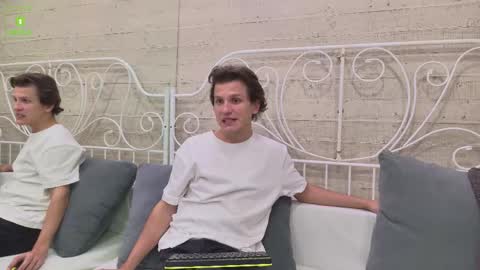 Snapshot of rawobsession chatting on 09-23-25, 08:12 JESSEE online show from 09-23-25, 08:12