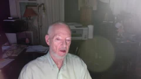 Snapshot of ray1776ray chatting on 07-08-26, 11:04 ray1776ray online show from 07-08-26, 11:04