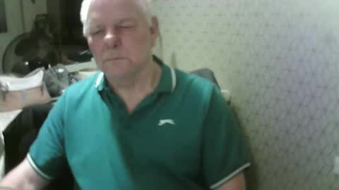 Snapshot of ray47 chatting on 09-09-25, 10:31 ray47 online show from 09-09-25, 10:31