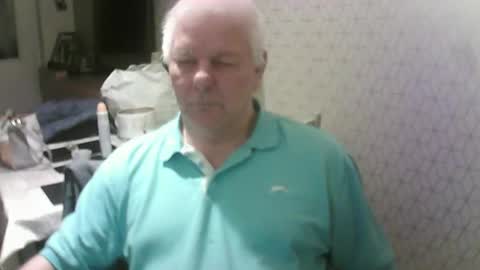 Snapshot of ray47 chatting on 10-05-25, 11:02 ray47 online show from 10-05-25, 11:02