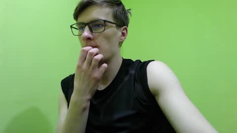 Snapshot of ray_booy chatting on 04-29-26, 10:52 Ray Booy online show from 04-29-26, 10:52