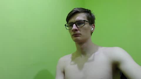 Snapshot of ray_booy chatting on 05-13-26, 10:01 Ray Booy online show from 05-13-26, 10:01