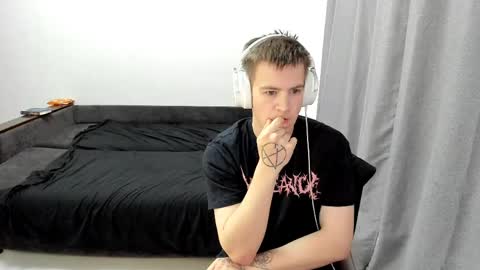 Ray online show from 04-14-26, 05:57