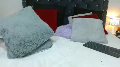 Snapshot of ray_weed chatting on 12-02-24, 12:09 Ray online show from 12-02-24, 12:09