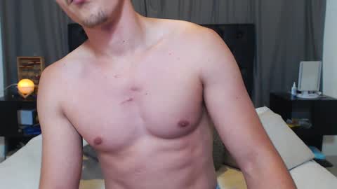 Snapshot of ray_weed chatting on 01-15-25, 01:34 Ray online show from 01-15-25, 01:34