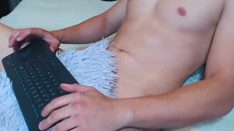 Ray online show from 01-16-25, 03:34