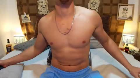 Snapshot of ray_weed chatting on 09-15-25, 02:55 Ray online show from 09-15-25, 02:55