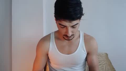 Snapshot of rayaan6969 chatting on 01-18-26, 01:26 Rayaan6969 online show from 01-18-26, 01:26