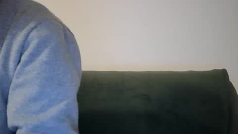 Snapshot of rayann27 chatting on 05-17-26, 01:58 rayan online show from 05-17-26, 01:58