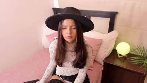 Raychell Black  online show from 02-02-25, 09:23