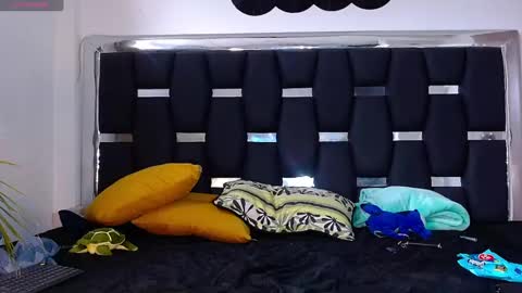 Snapshot of raydevil_ chatting on 02-01-25, 07:34 Rayn online show from 02-01-25, 07:34